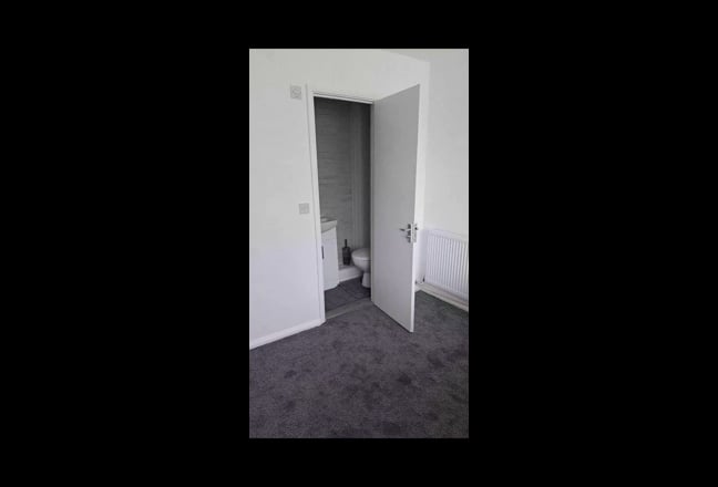 Video 1: All Bills Included - Ensuite Room
