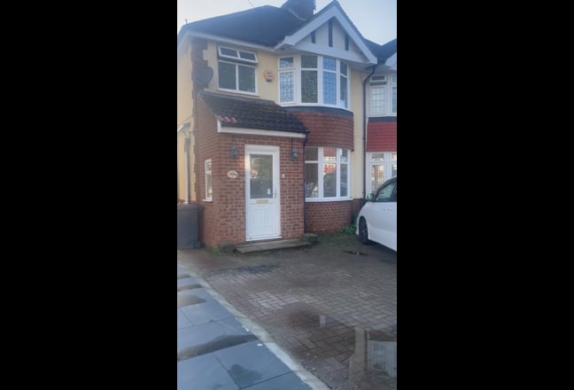 Newly furnished Double room for Female only Main Photo