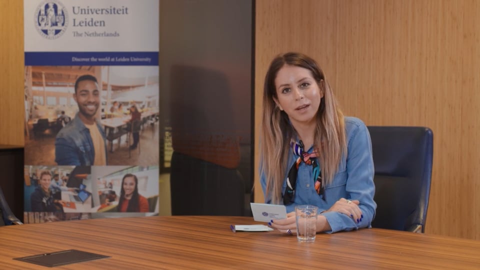 Video afspelen "Video podcast | Universiteit Leiden - Talkshow (2020)"