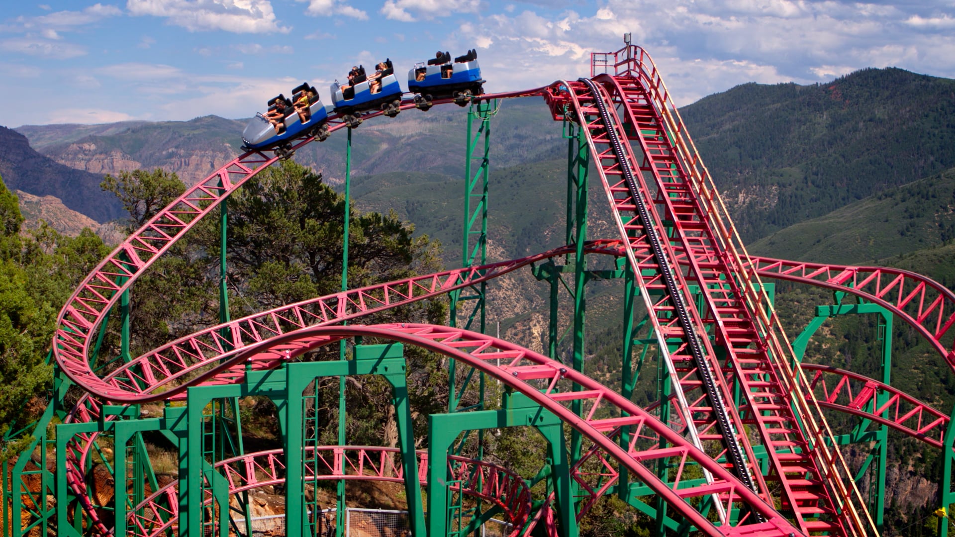 CLIFFHANGER_GLENWOOD_RIDE_HIGHLIGHT