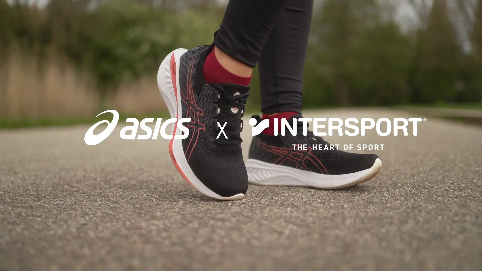 Asics intersport 2024