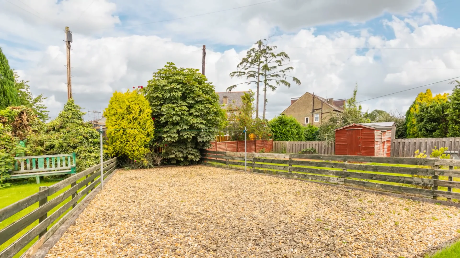 82 Crewe Crescent on Vimeo