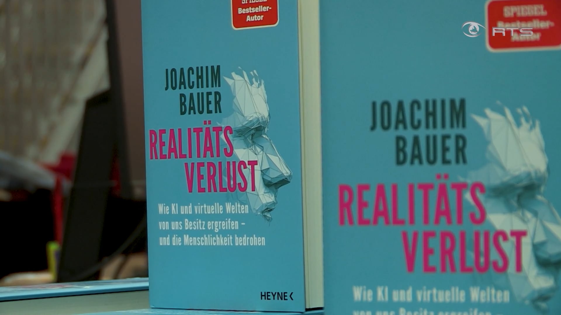 wie-beeinflusst-die-digitale-welt-unser-gehirn-buchpraesentation-von-neurowissenschaftler-joachim-bauer