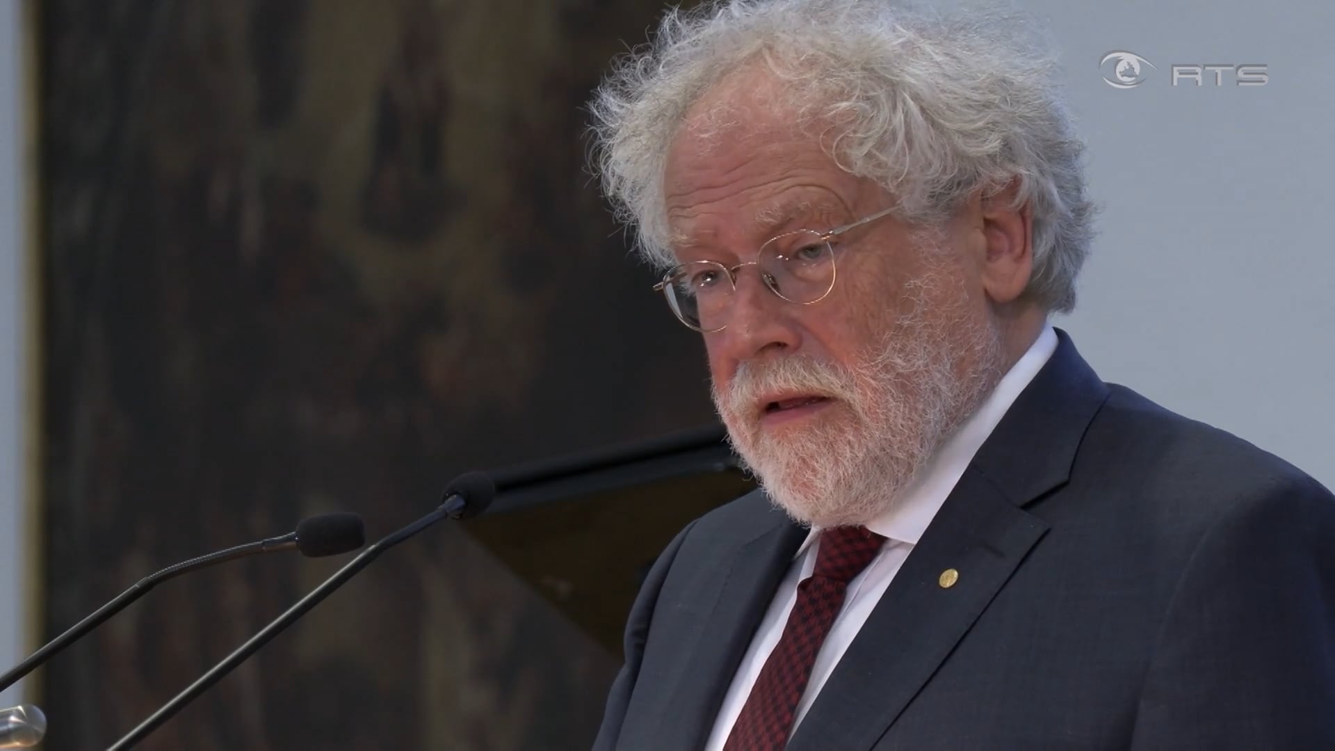 hochschulwochen-physiknobelpreistraeger-zeilinger-ueber-den-schein-konflikt-zwischen-religion-und-wissenschaft