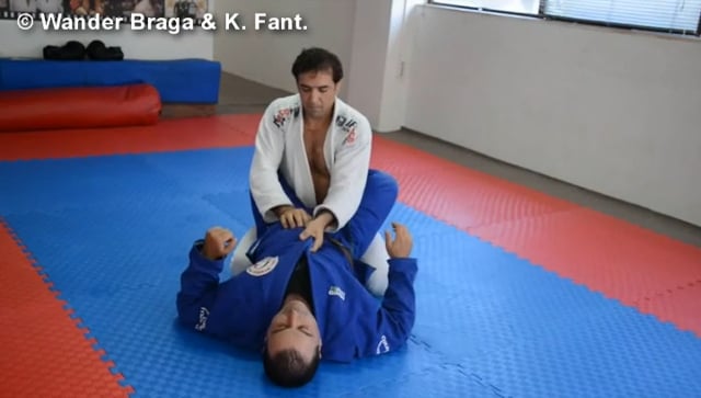 Double Leg Underhook Pass from Closed Guard