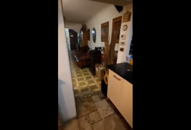 Video 1: Front room