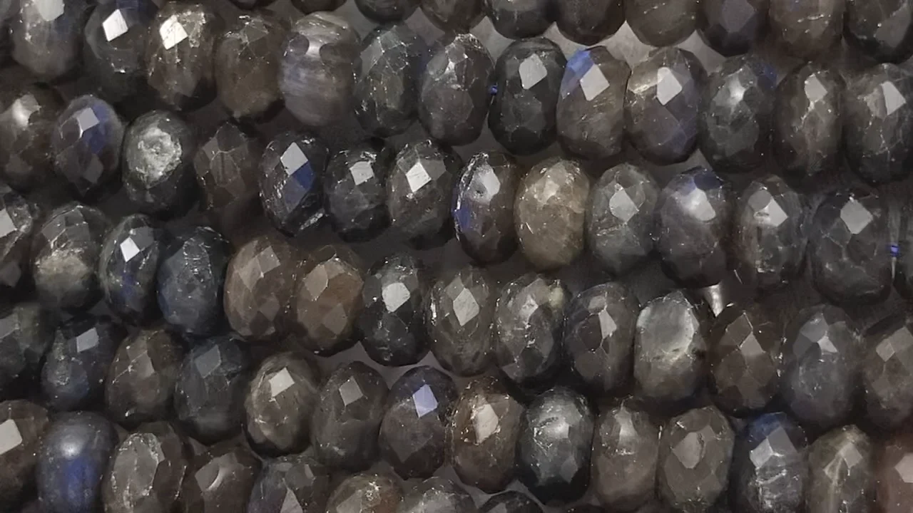 ブラックラブラドライト ボタンカット9×9×5mm 半連/1連｜天然石ビーズ