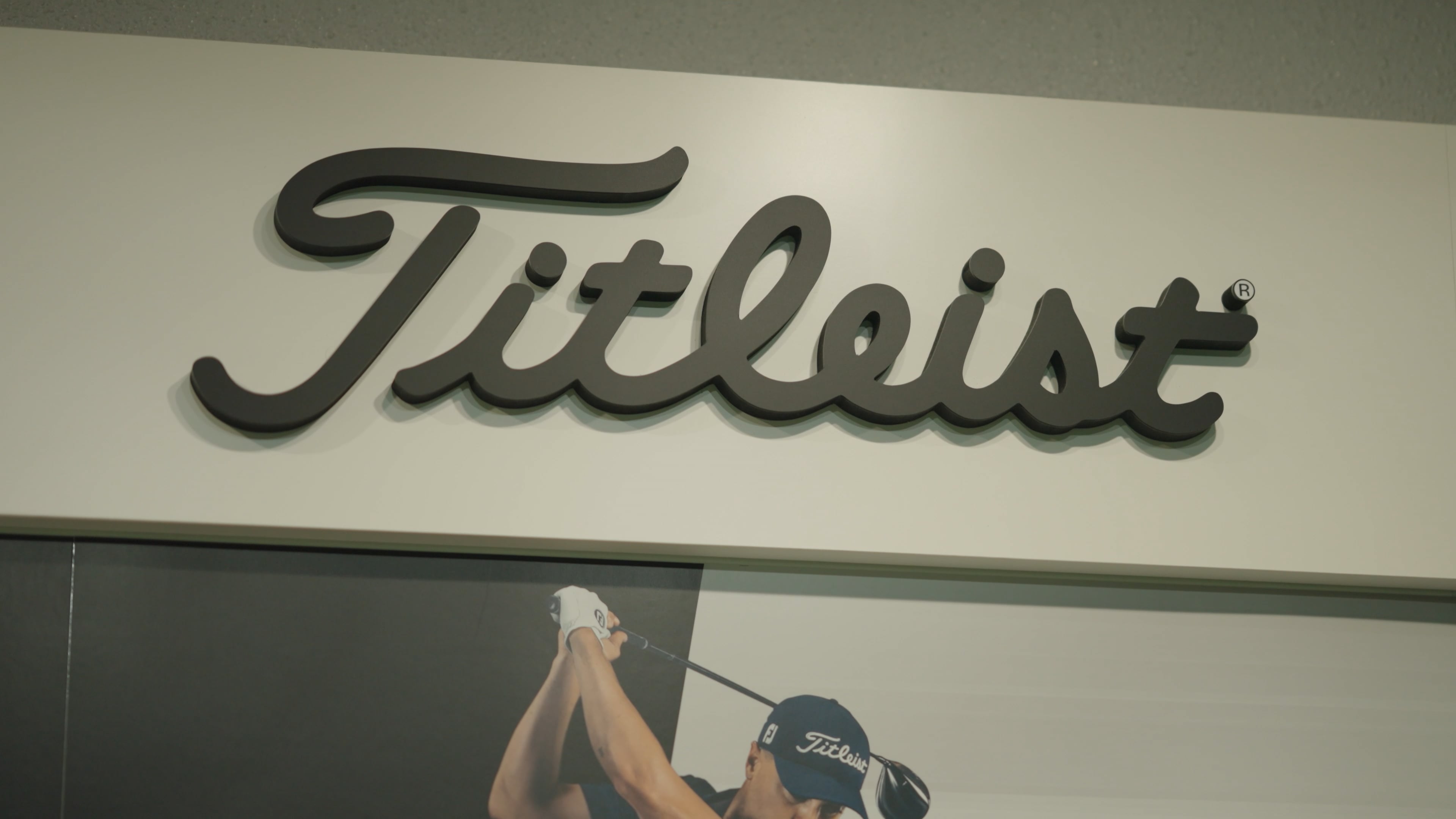 AIRGOLF Titleist on Vimeo