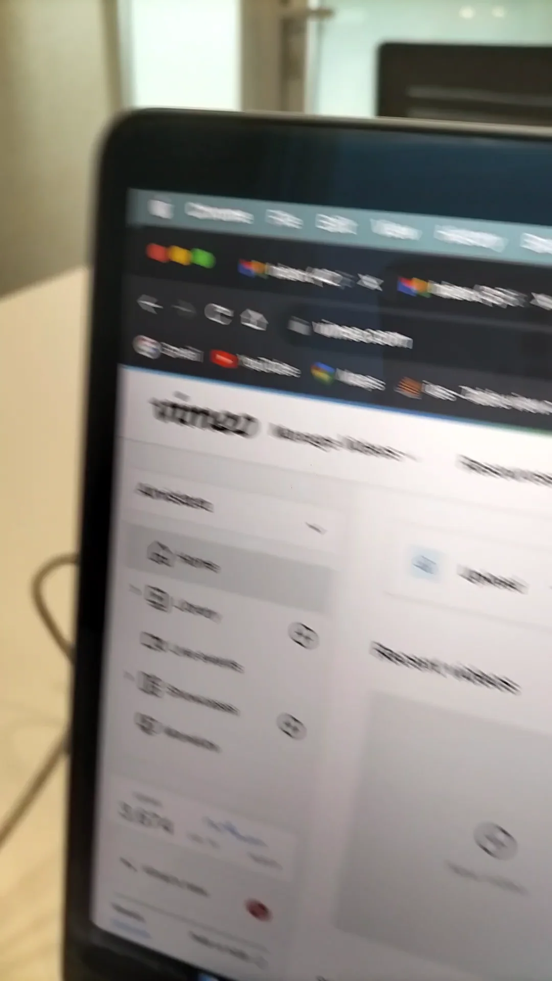 Test 221 on Vimeo