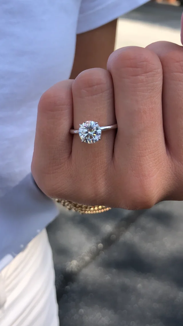 2.26ct Round Brilliant Cut Diamond Solitaire Engagement Ring