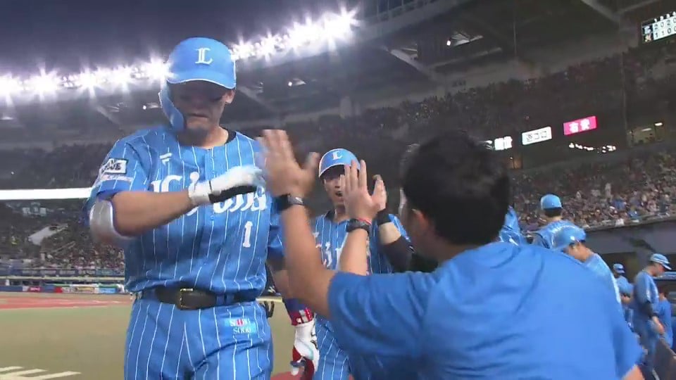 【5回表】ベテランの一振り!! ライオンズ・栗山巧 第5号2ランホームランでリードは4点に!!  2023年8月11日 千葉ロッテマリーンズ 対 埼玉西武ライオンズ