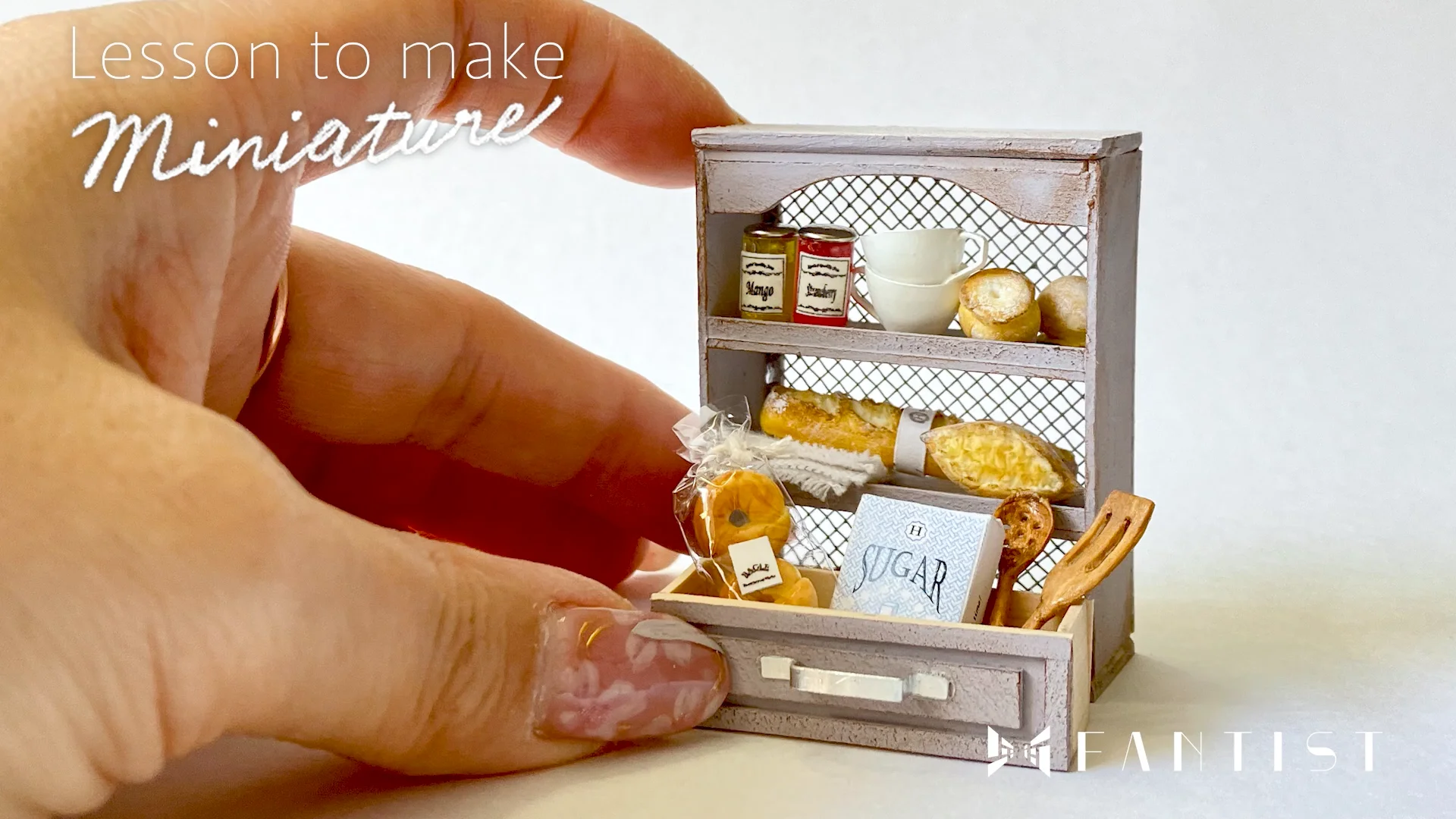 アンティーク　ミニチュアキャビネット ミニチュアキャビネット プレミアム[大] | イリュージョンカフェ