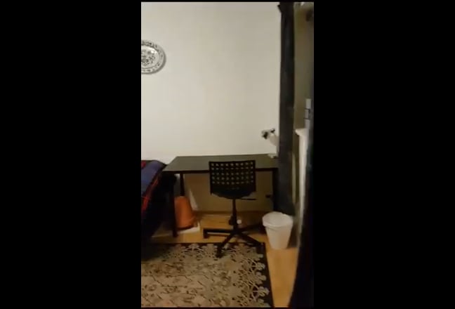 A lovely room available for a Female  Main Photo