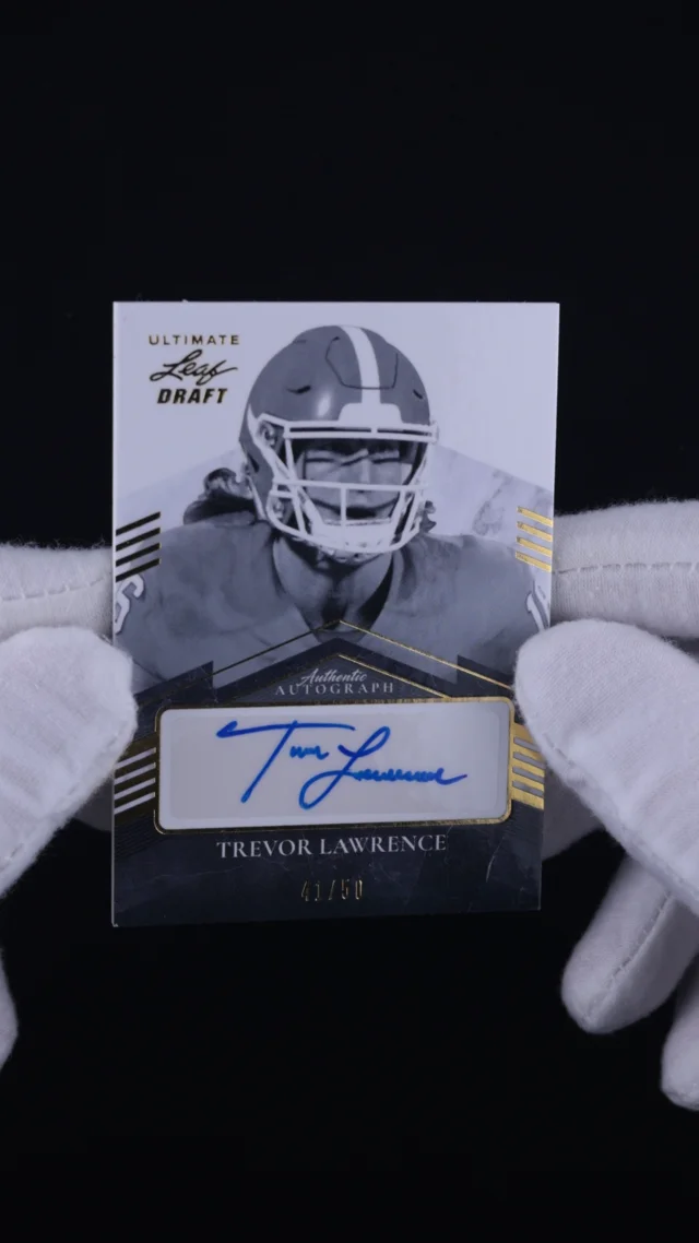 Trevor Lawrence 2021 Leaf Ultimate Draft Portrait Autographs