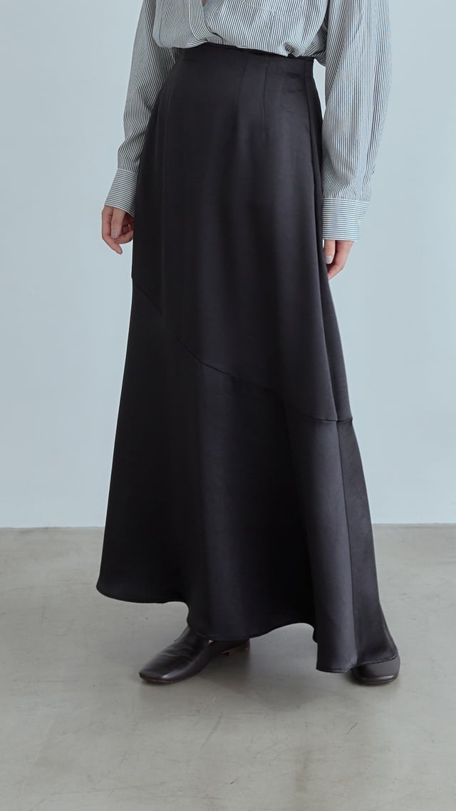 crewre online shop / ナイロンドレープマキシスカート