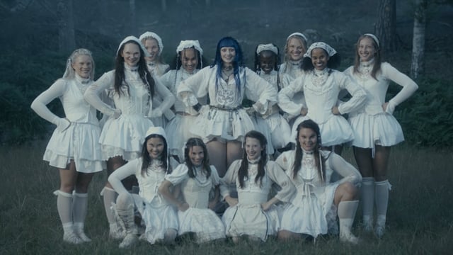 A thumbnail for the film 'Ashnikko - Cheerleader' by  arvid kornstrand