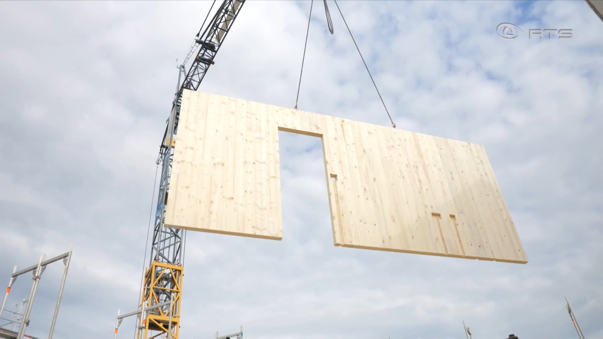 hallein-burgfried-das-pionierprojekt-aus-holz-erreicht-die-dritte-bauphase
