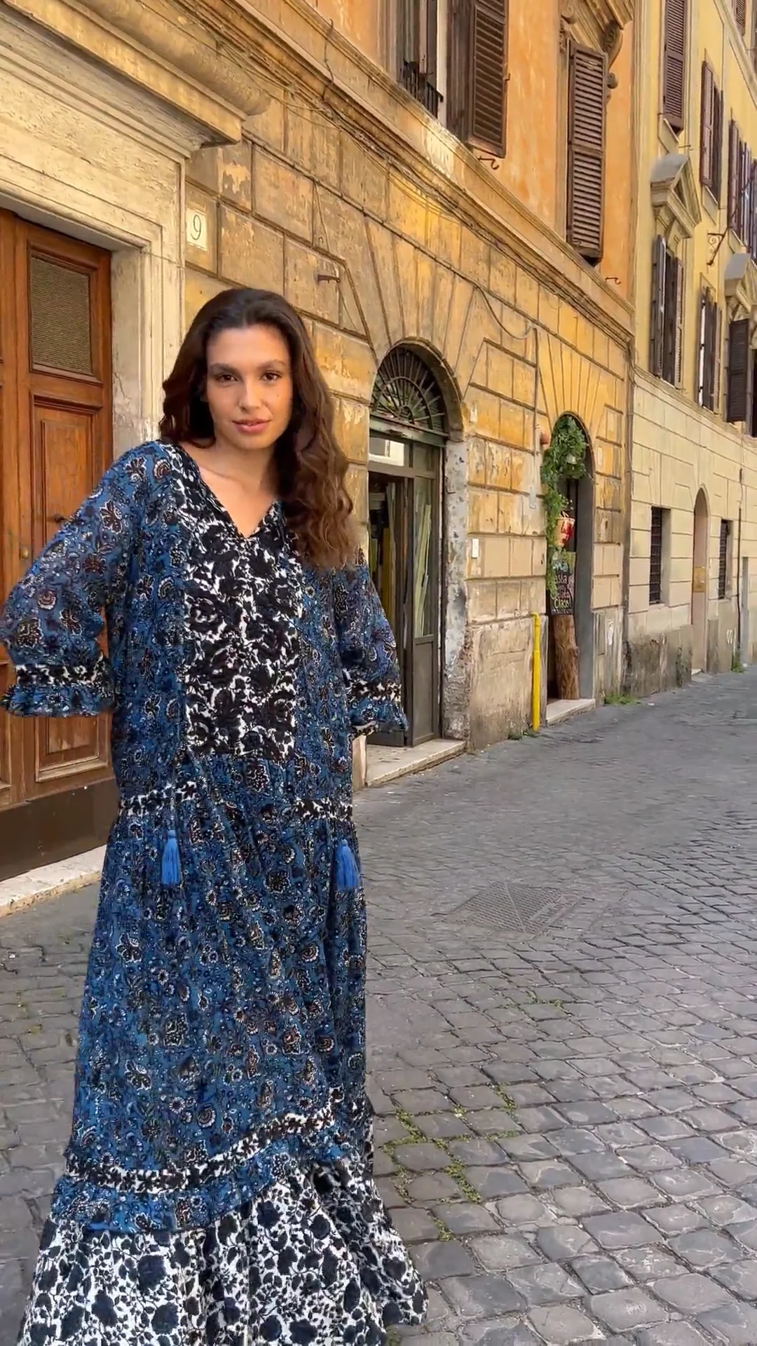 Long Dress Ludovica | viscose crepon | Miss June Paris
