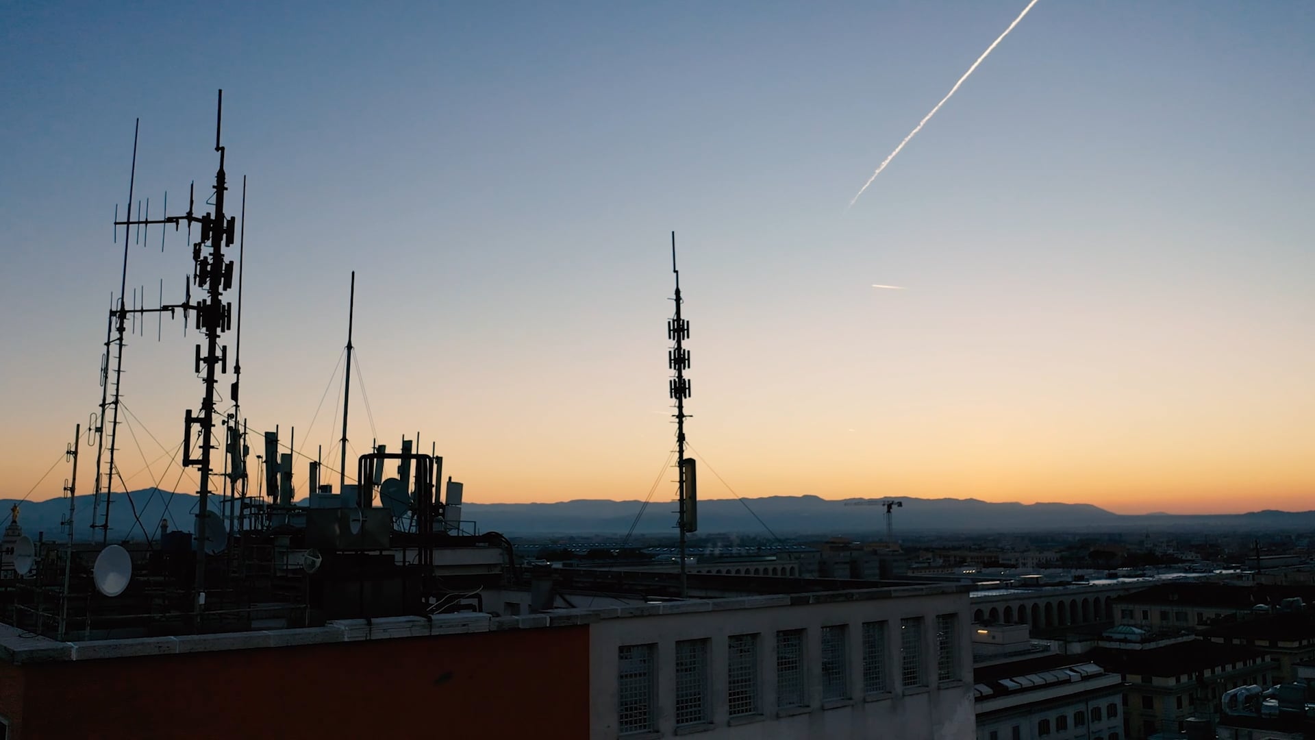 NOMADslowTV FAST ad - bird over Rome