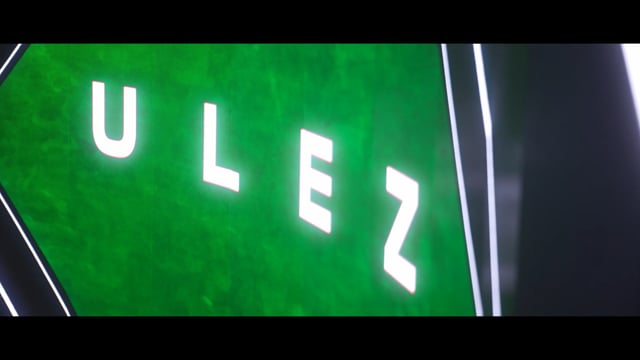 Demo: DJ Ulez staged with P2.6 LED Wall
