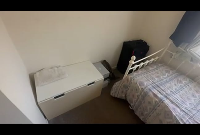 Furnished single room in a 4bed house Main Photo