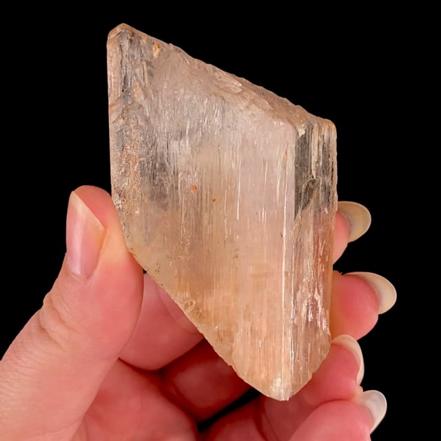 Spodumene var: Triphane (doubly-terminated ''floater'' crystal)