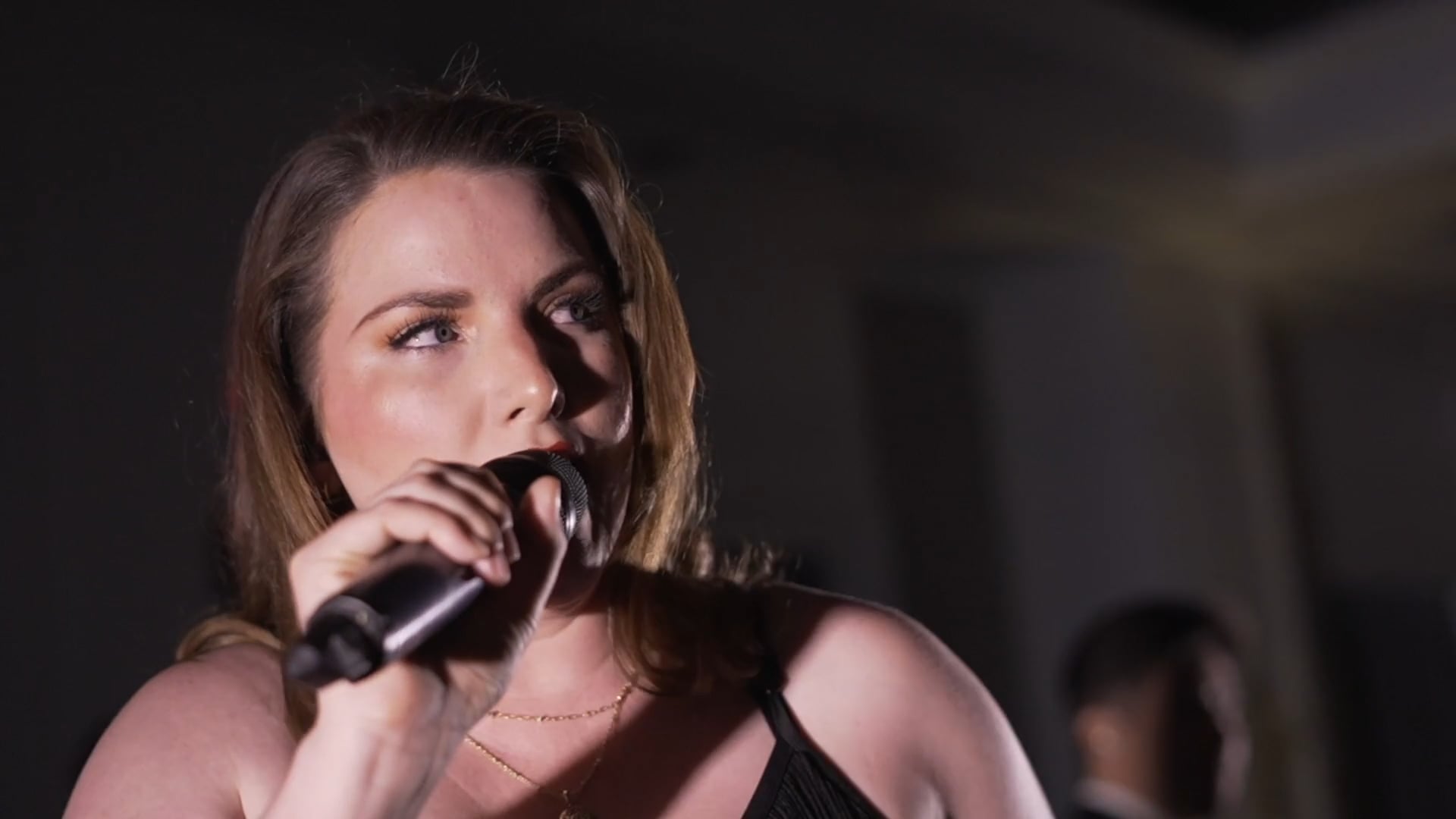 Sara W sings "Don't Start Now"