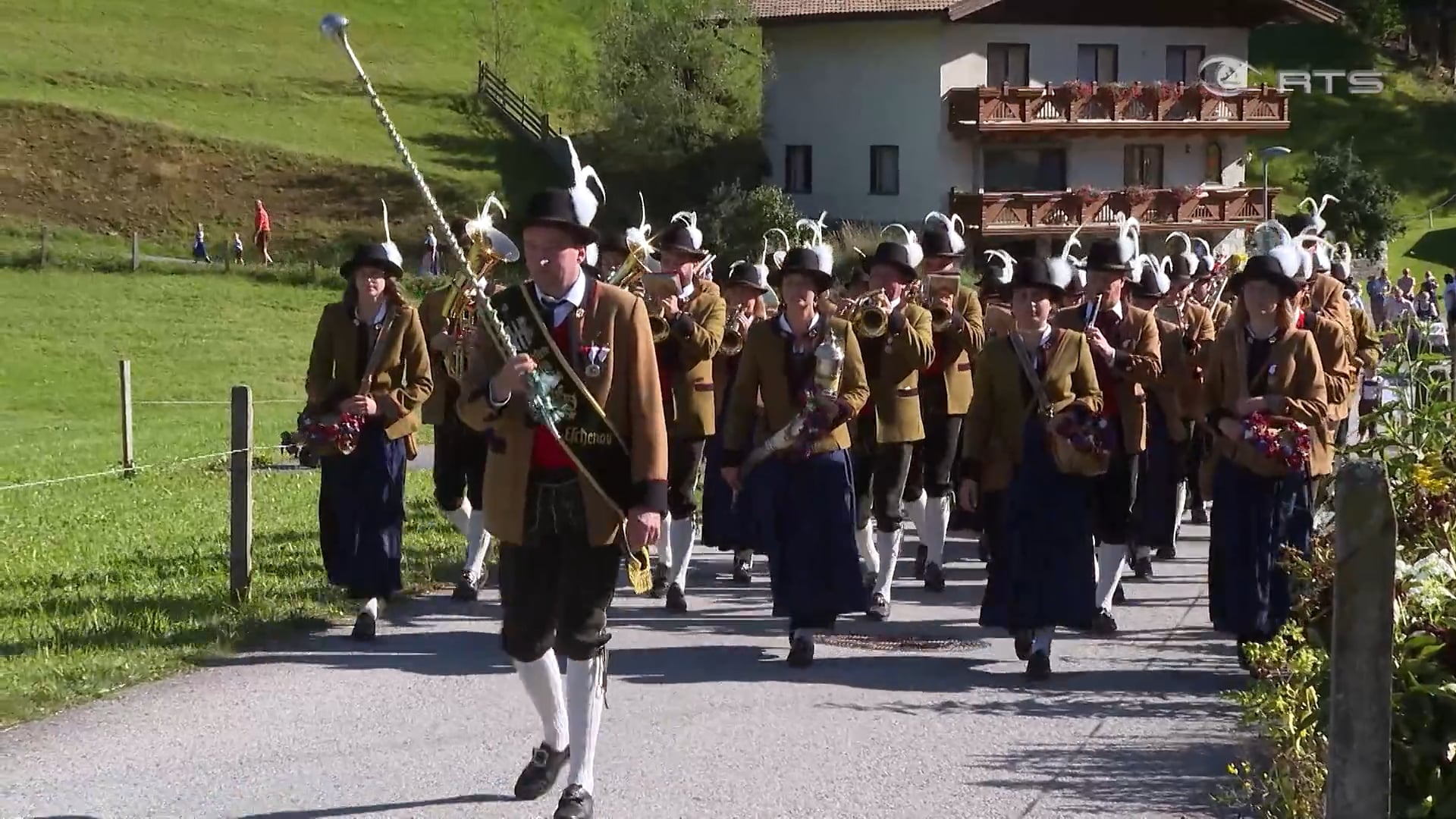 trachtenmusikkapelle-eschenau-feiert-70-jahr-jubilaeum