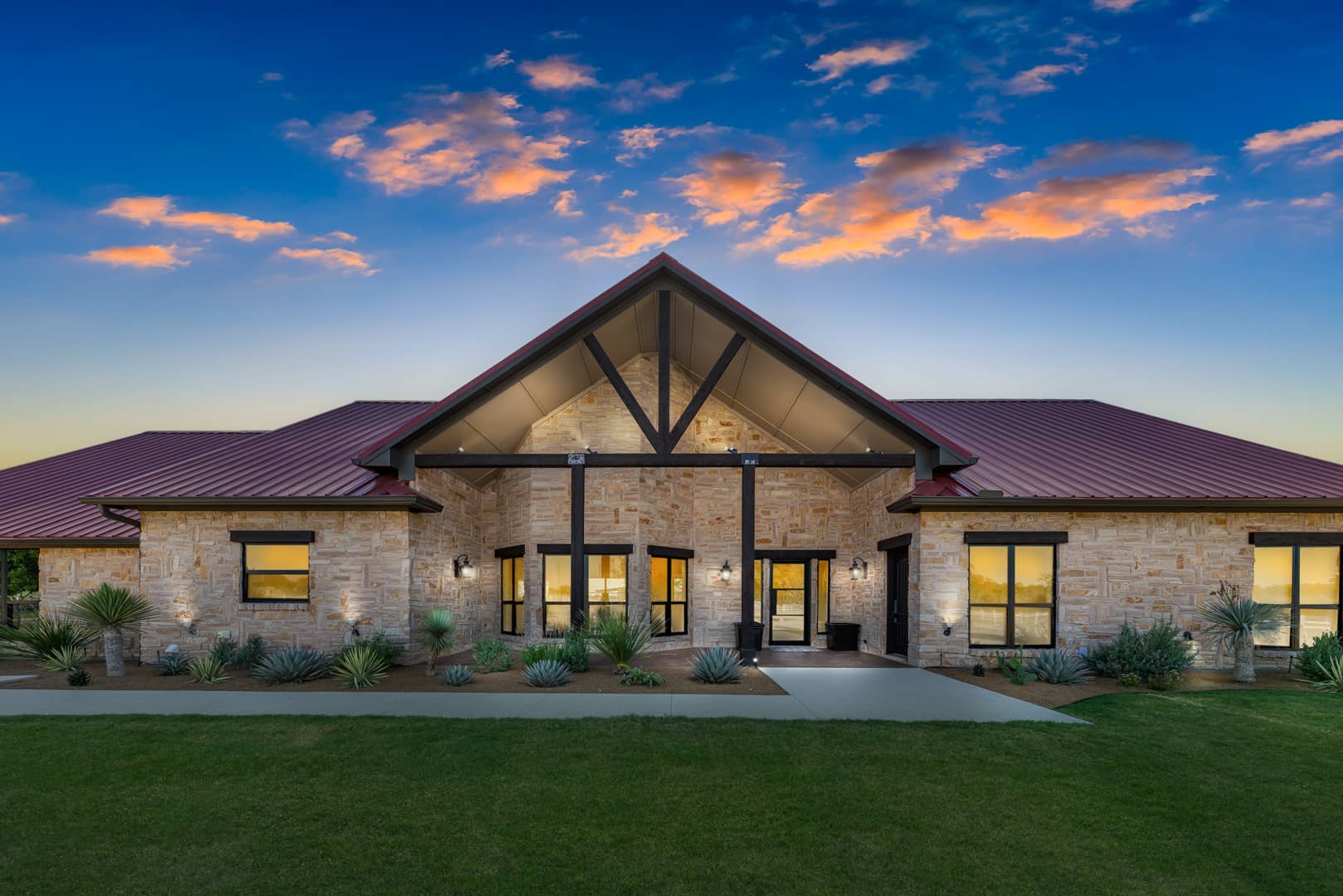 Stunning Horse Property Aubrey Tx on Vimeo