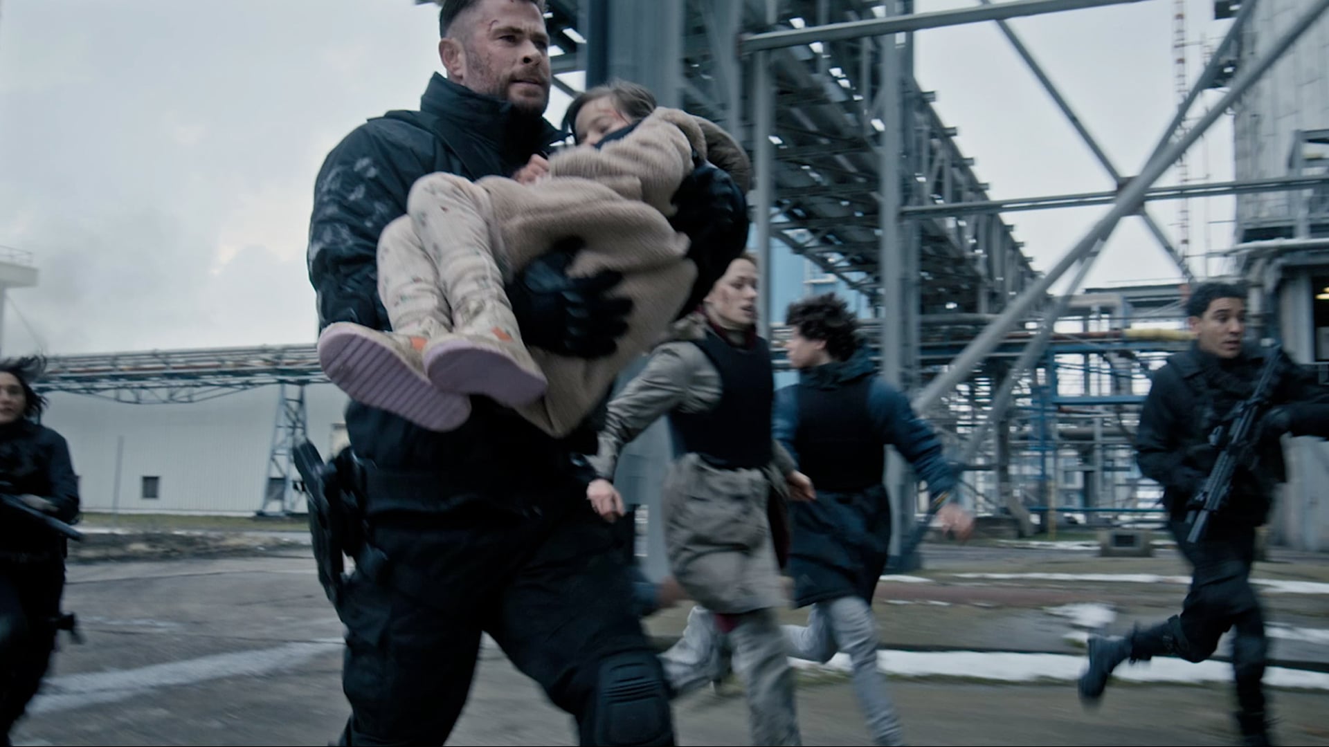 Extraction 2 – TV30 “Family”