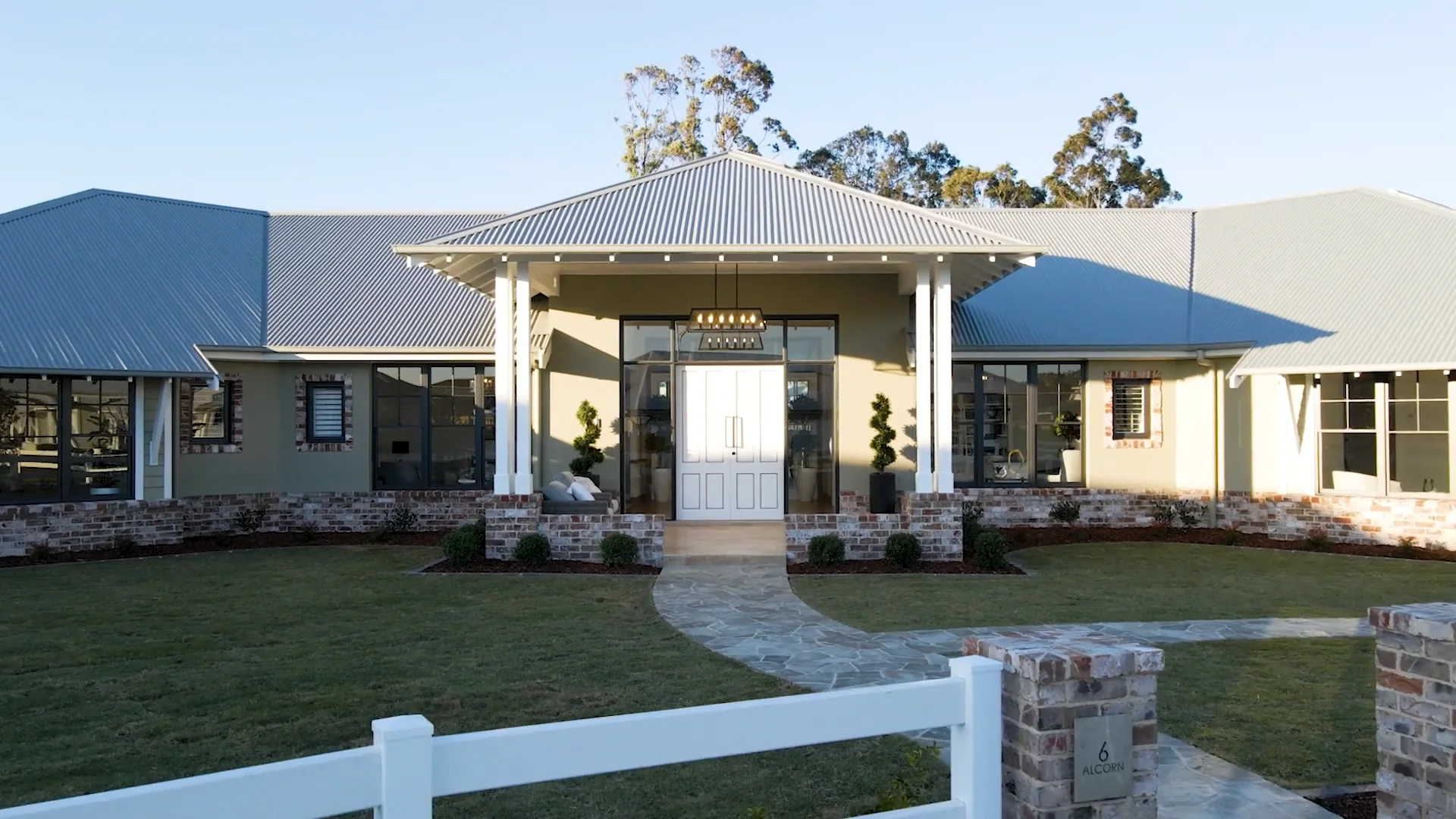 Homes 6 Alcorn Place Pitt Town