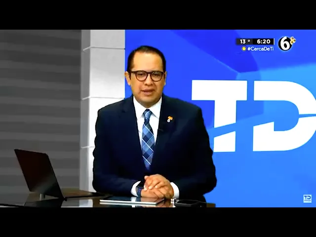 Telediario con Alberto Rueda y Gaby Tamez. El propio doctor Martínez ...