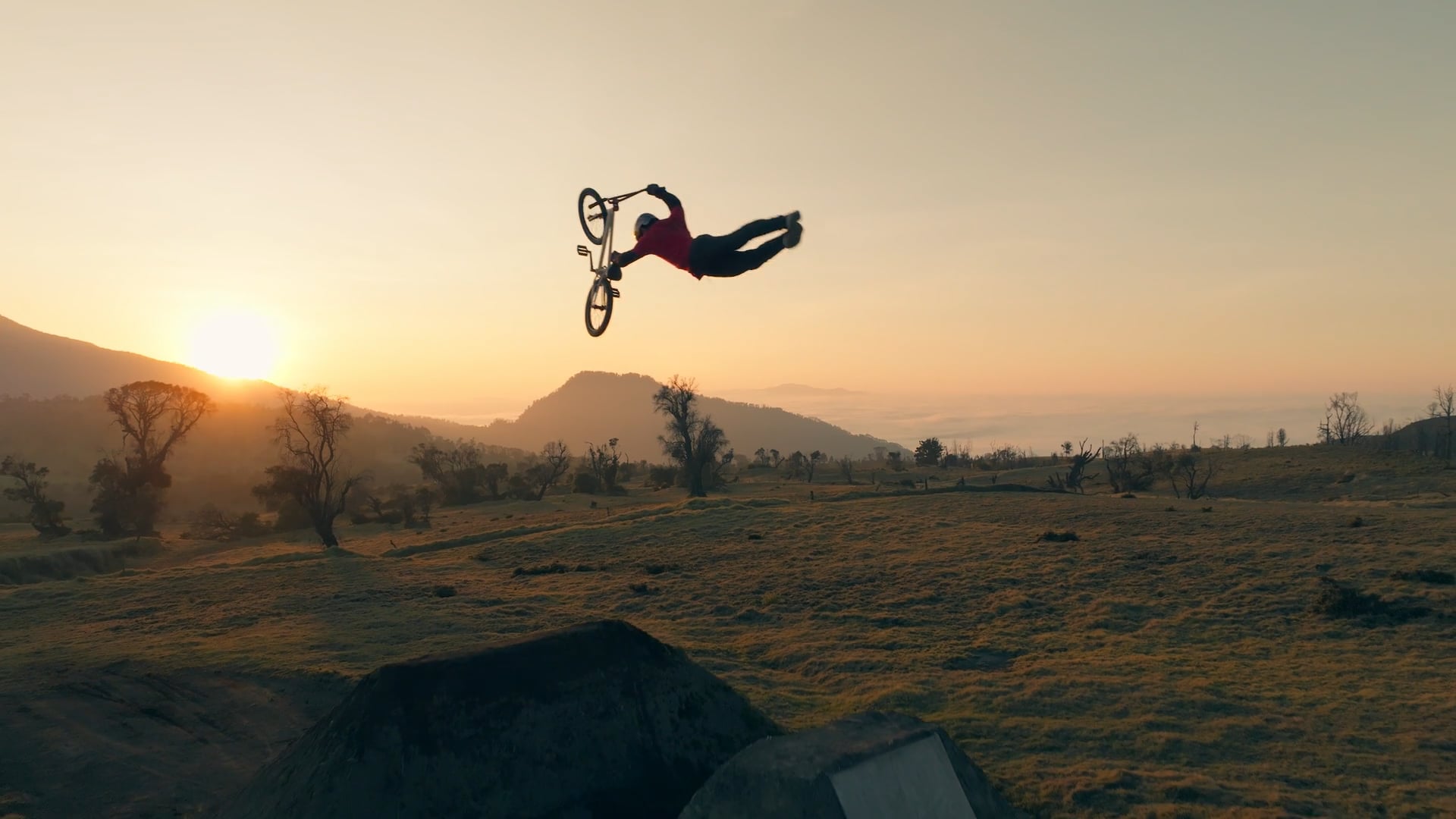 Entre Volcanes - REDBULL | Director & DoP