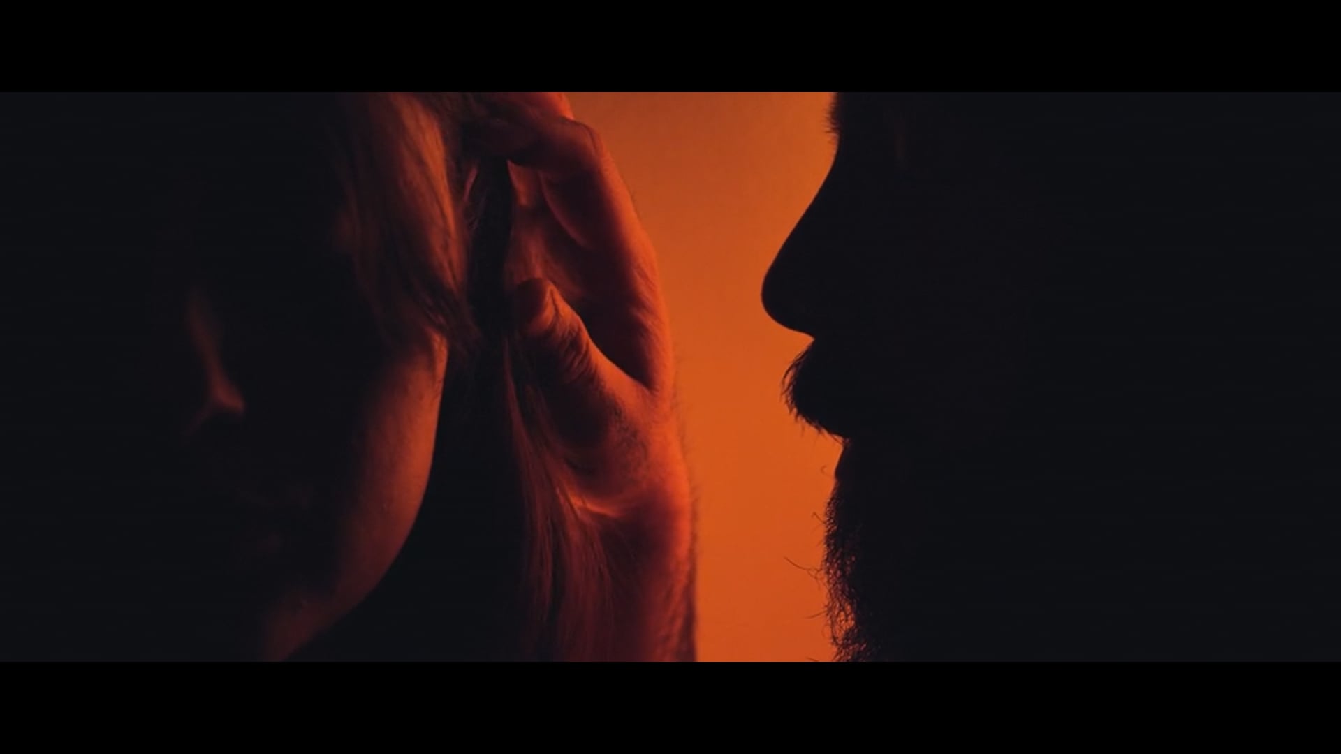 Mady Riama ft. Ofé - Saint Amour