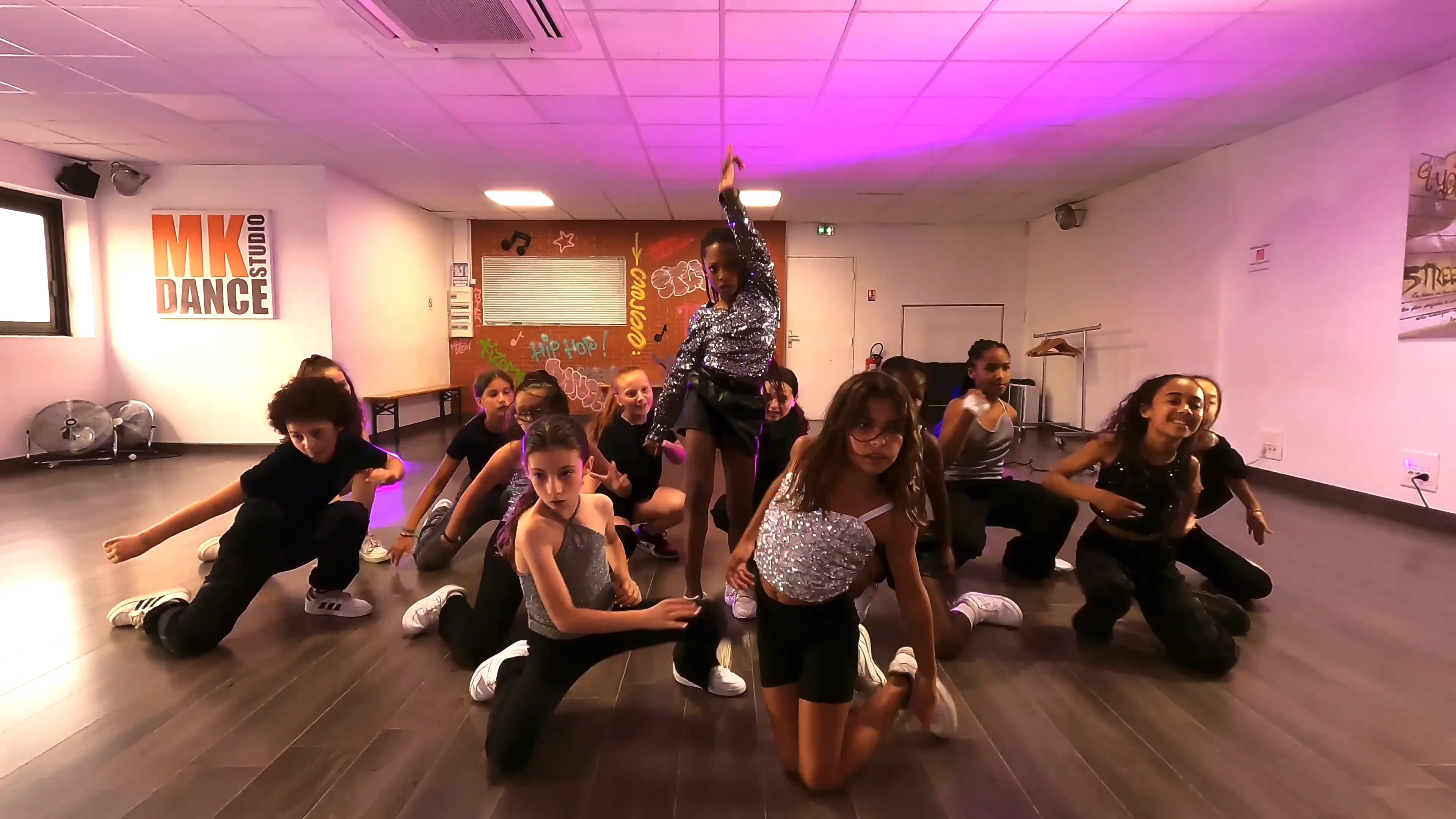 Crew Juicy Dance MK Dance Studio on Vimeo