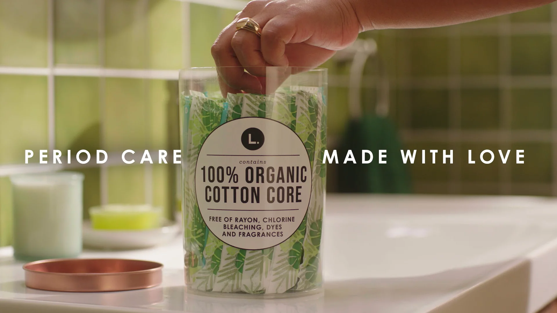 B396713_This_Is_L_Tampons_Love_Frees_You_15_v04a on Vimeo