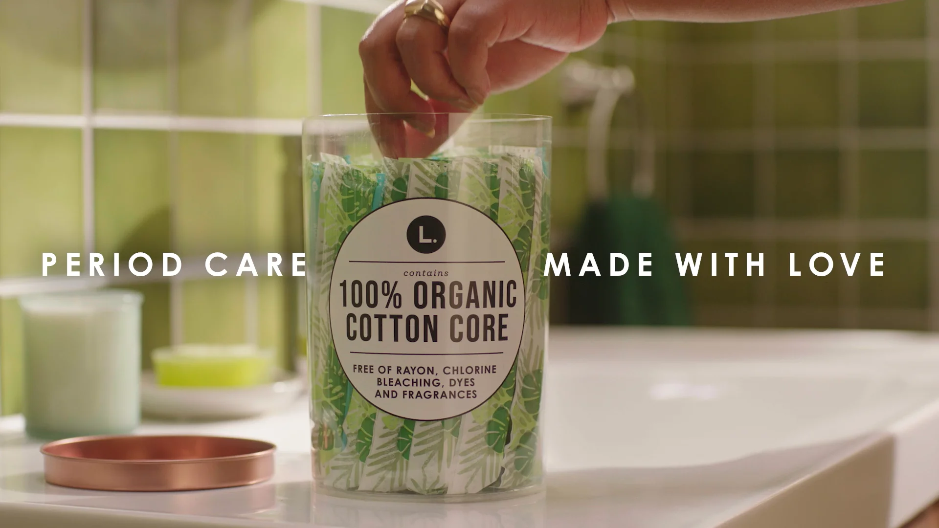 B396713_This_Is_L_Tampons_Love_Frees_You_15_v04c on Vimeo