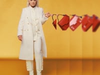 ESCADA_RITA_GOLD_LK2_4-11_CONFORM