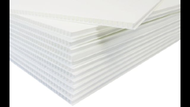 PROFLUTE White Graphics Grade Fluted Sheet