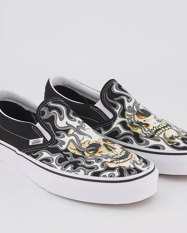 Slip on hot sale skull