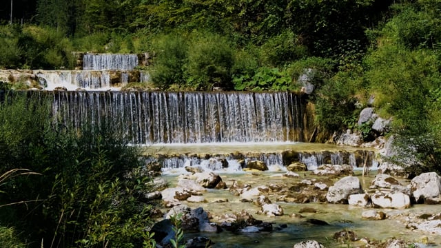 Искусственный водопад из природного камня - PRUDDECOR