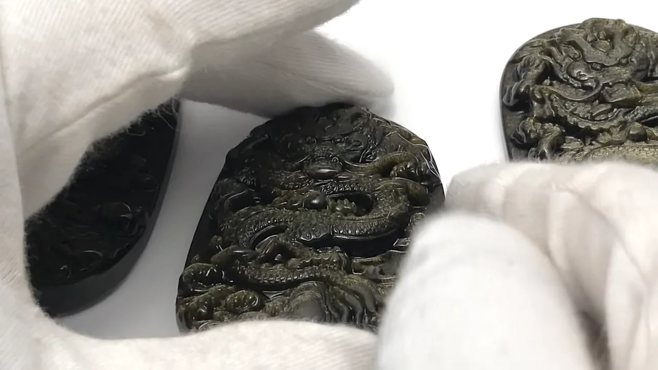 龍(ドラゴン・青龍)の彫刻入り!ゴールデンオブシディアン 龍(ドラゴン・青龍)の彫刻入り!ゴールデンオブシディアン