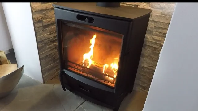 Flamefast Smokeless Instant Lighting,Open Fire, Garden Chimineas 2hrs Burn, Enviromentally Frienly Fire Logs Individually Wrapped Case Of 12 Logs