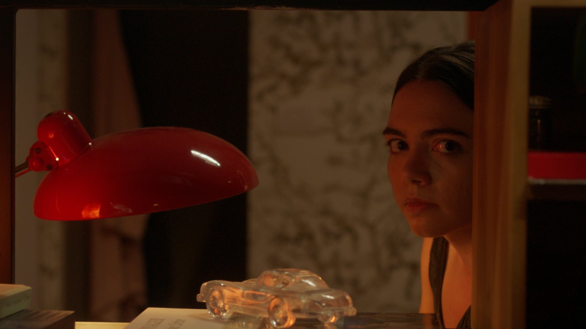 Sbuca da sott'acqua, da un sommergibile - Trailer