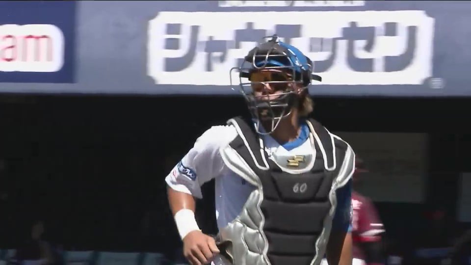 【ファーム】ファイターズ・郡拓也が2塁へ正確な送球を見せ、三振ゲッツーを完成させる!!  2023年9月1日 北海道日本ハムファイターズ 対 東北楽天ゴールデンイーグルス