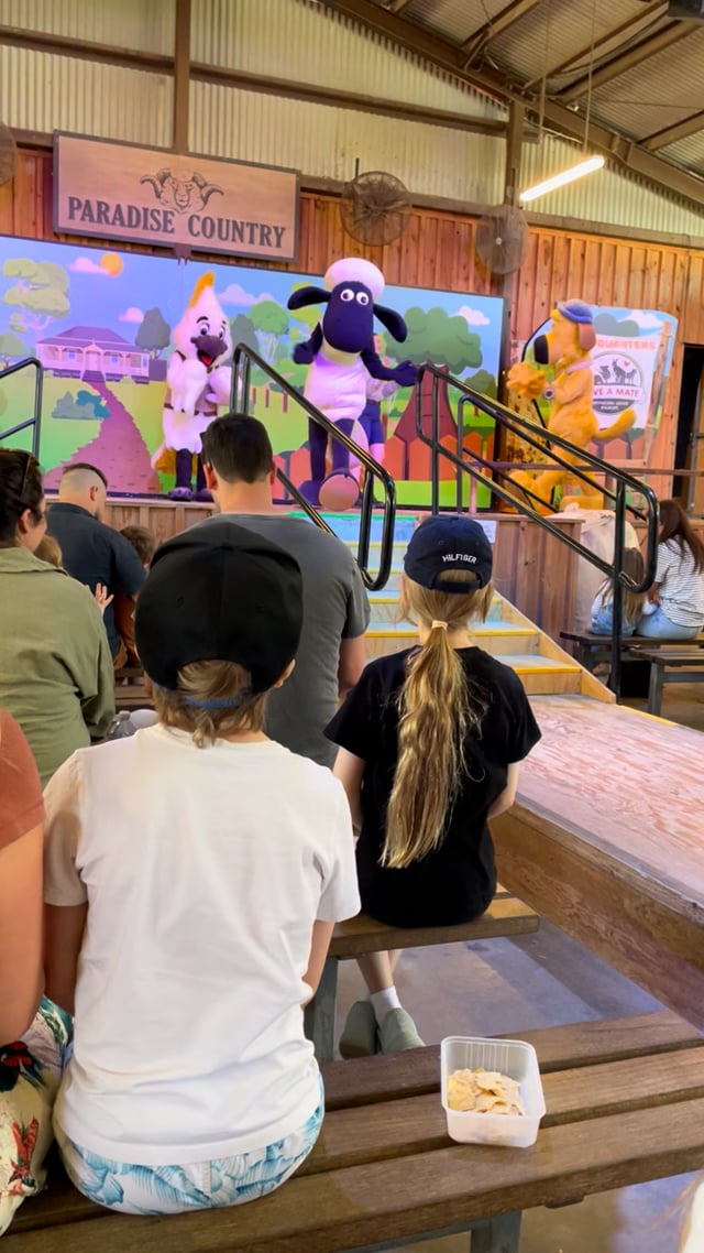 1.09.23 Paradise Country