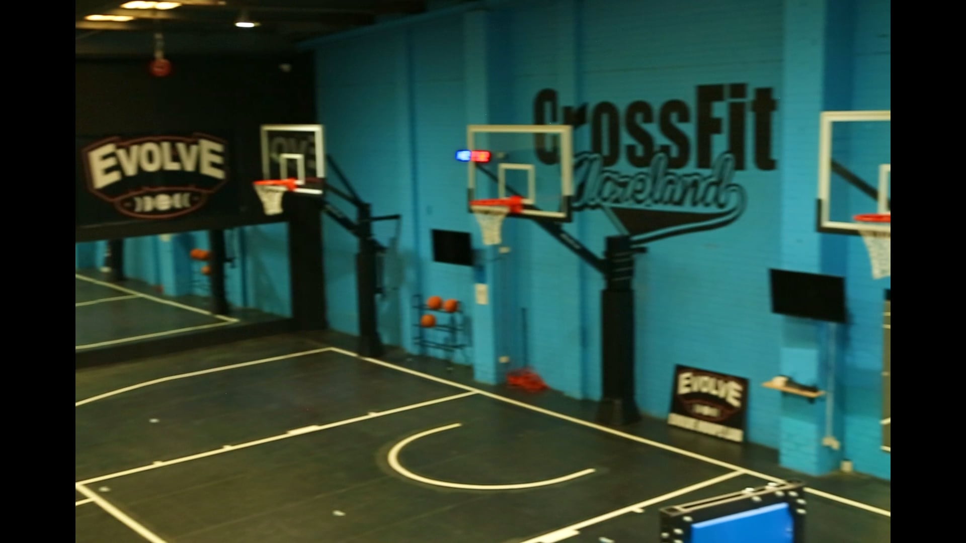 Evolve Hoopz Lab Basketball Court, Shooting Machines