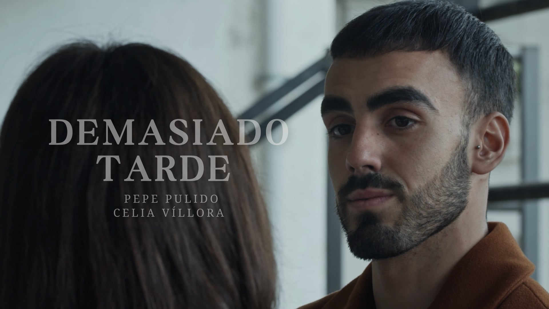 DEMASIADO TARDE