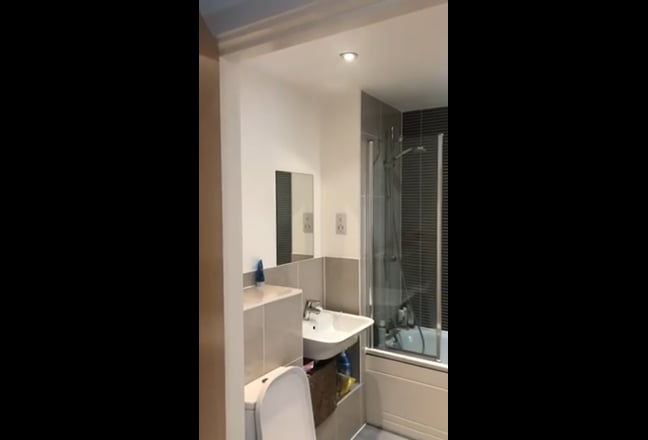 1 Bed Flat in Oakgrove Village MK10 9Sw Main Photo