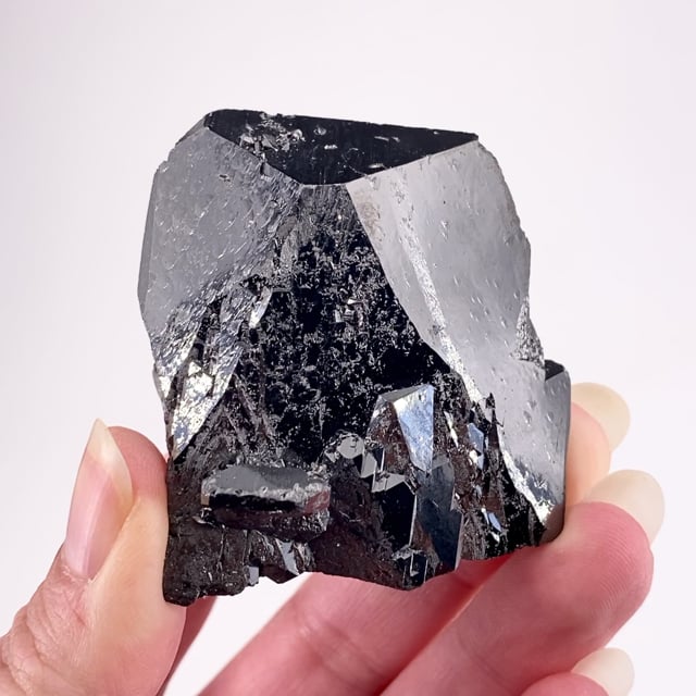 Ferberite (fine crystallization)
